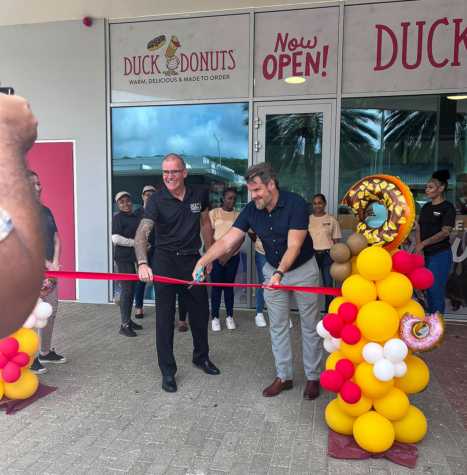 Duck Donuts Curacao airport
